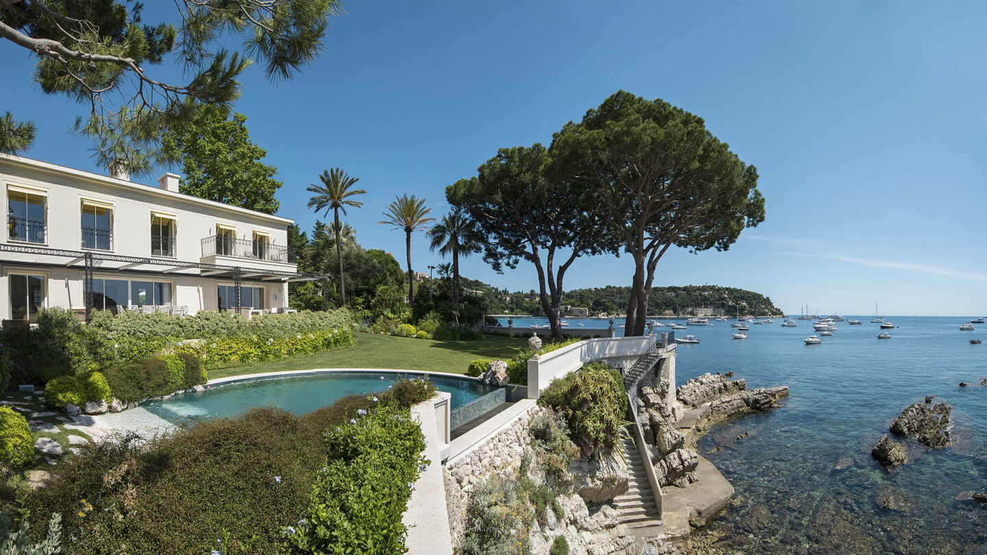 Luxury Villa Holiday Rentals in Cap Ferrat, France