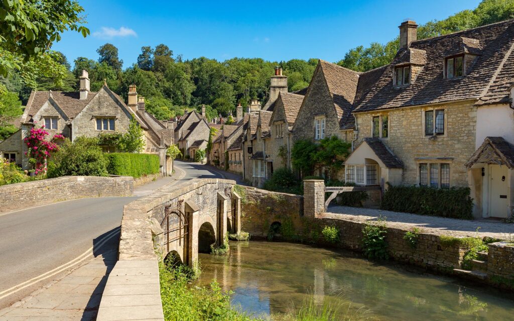 Luxury Holiday Houses to Rent in the Cotswolds, England