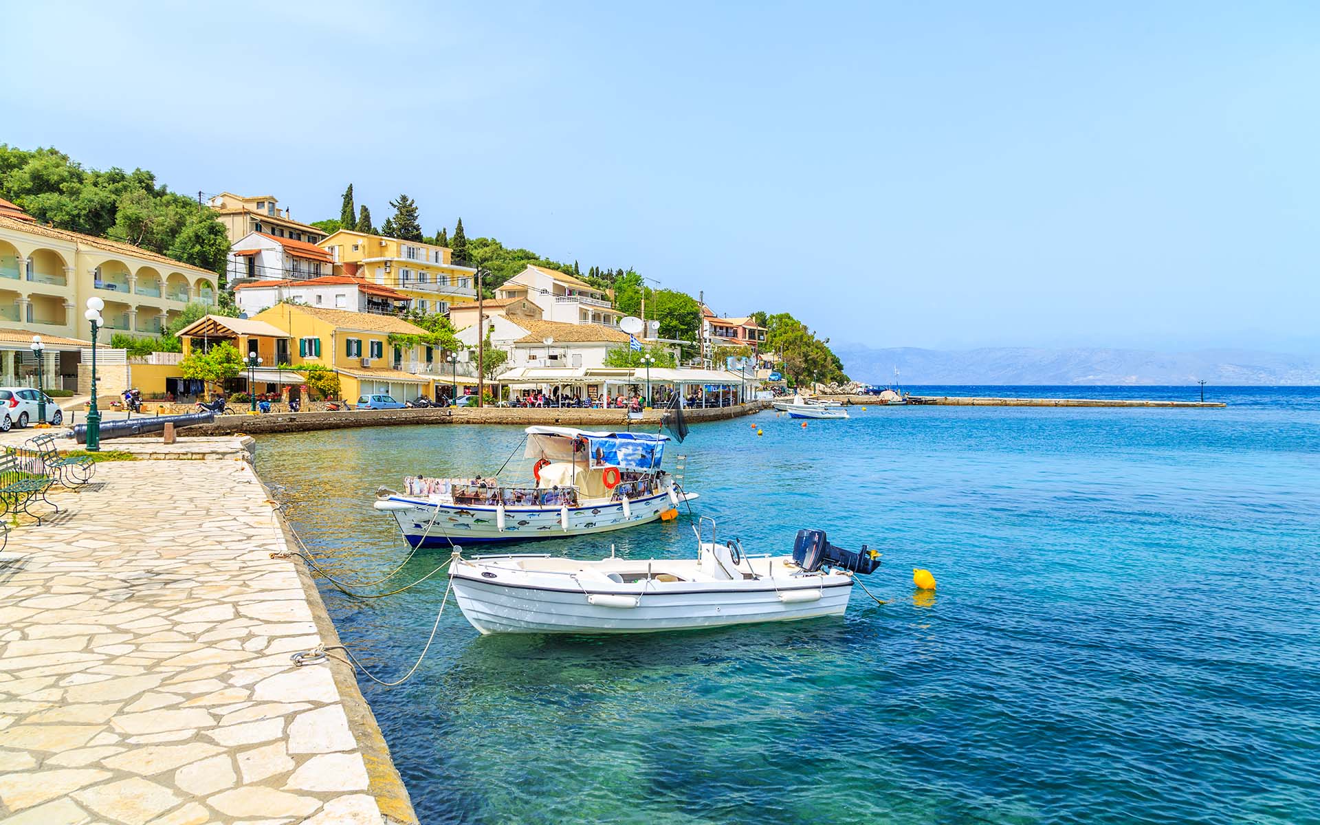 Greek Holiday Guide