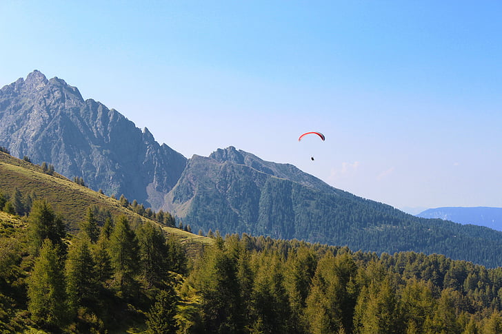 Paragliding